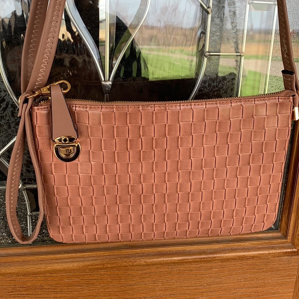 Jen & Co crossbody bag.